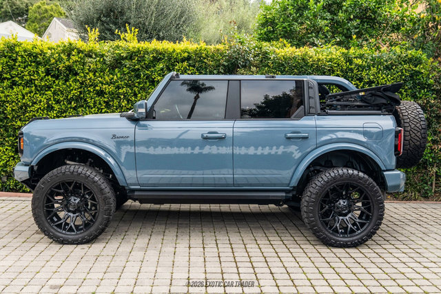 Used 2023 Ford Bronco Outer Banks AWD/4WD image 3