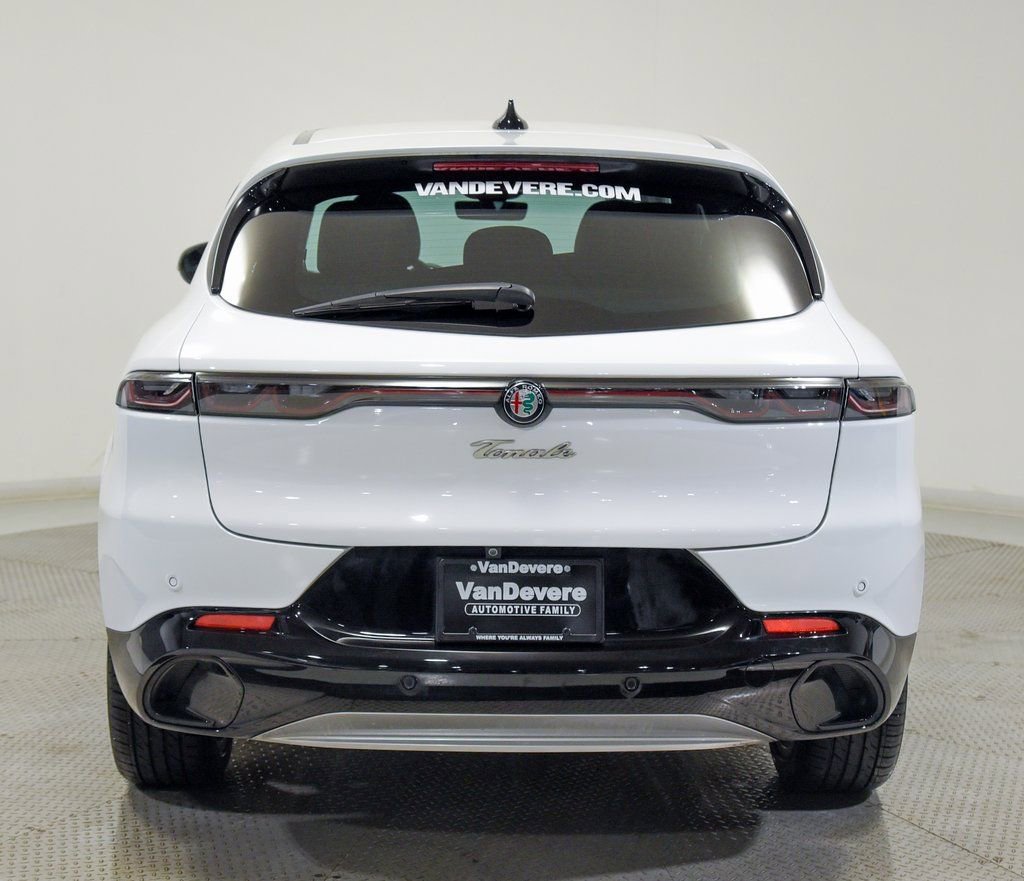Used 2024 Alfa Romeo Tonale Ti w/ Premium Interior Package image 10