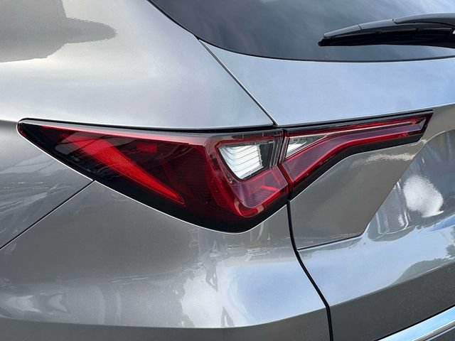 Certified 2026 Acura MDX w/ Technology Package FWD image 17