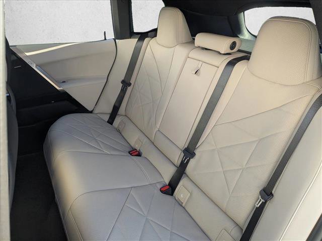 New 2026 BMW iX xDrive60 w/ Premium Package image 16
