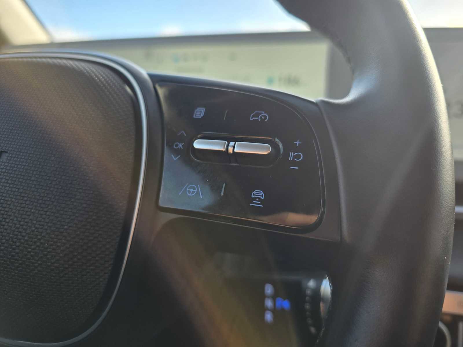 Used 2024 Hyundai Ioniq 5 SEL image 31