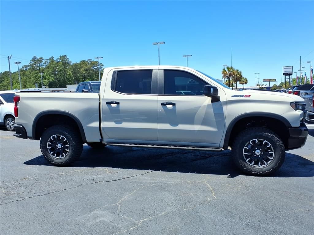 New 2026 Chevrolet Silverado 1500 ZR2 AWD/4WD image 2
