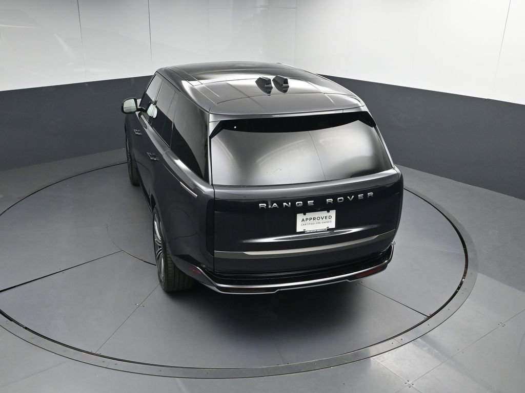 Used 2025 Land Rover Range Rover SE AWD/4WD image 33