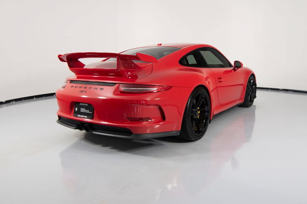 Certified 2015 Porsche 911 GT3 RWD image 10