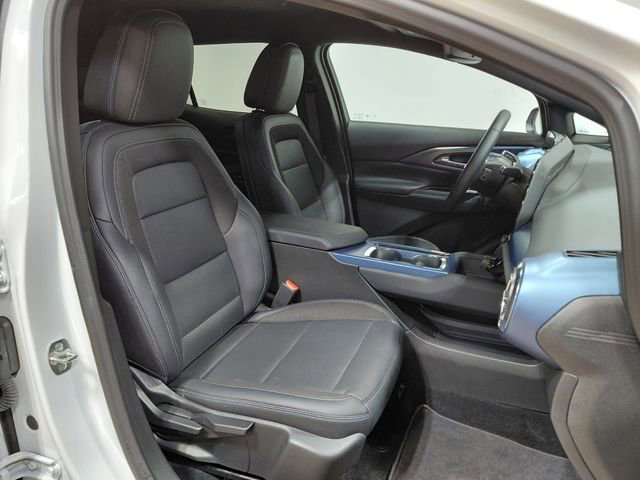 Used 2025 Chevrolet Equinox EV LT w/ Convenience Package image 34