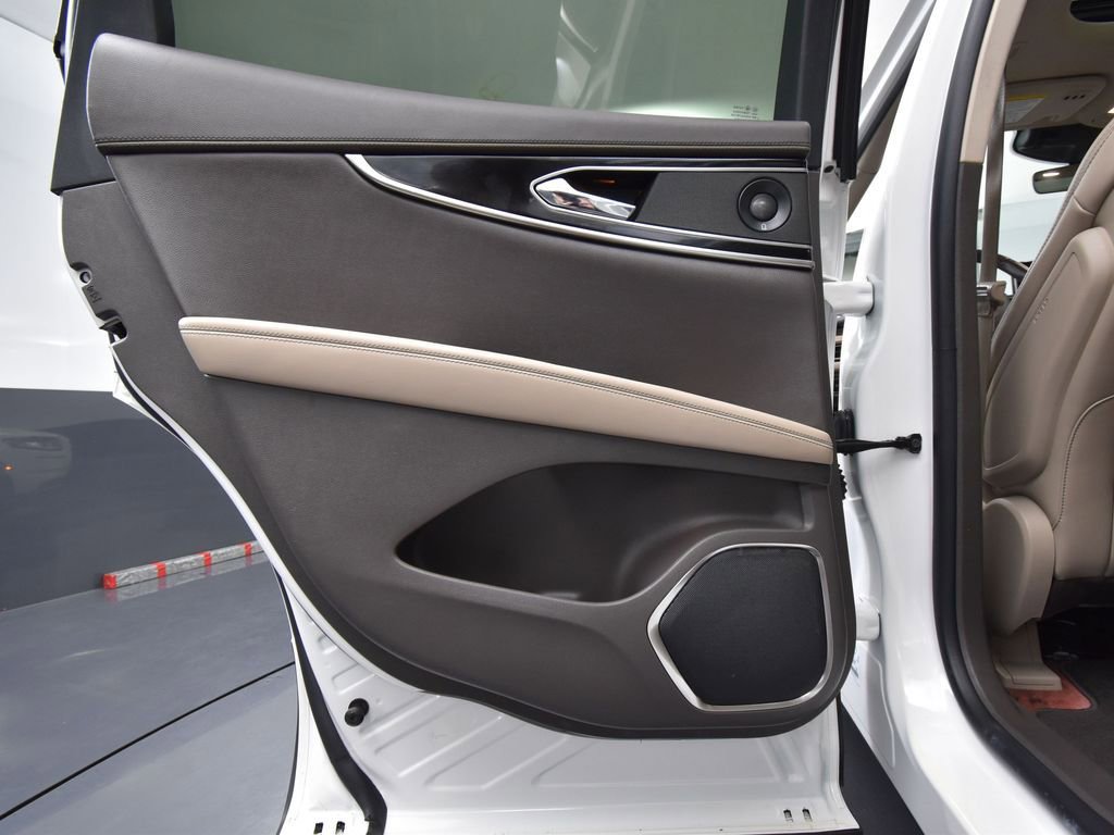 Used 2023 Lincoln Nautilus Reserve w/ Equipment Group 201A image 38