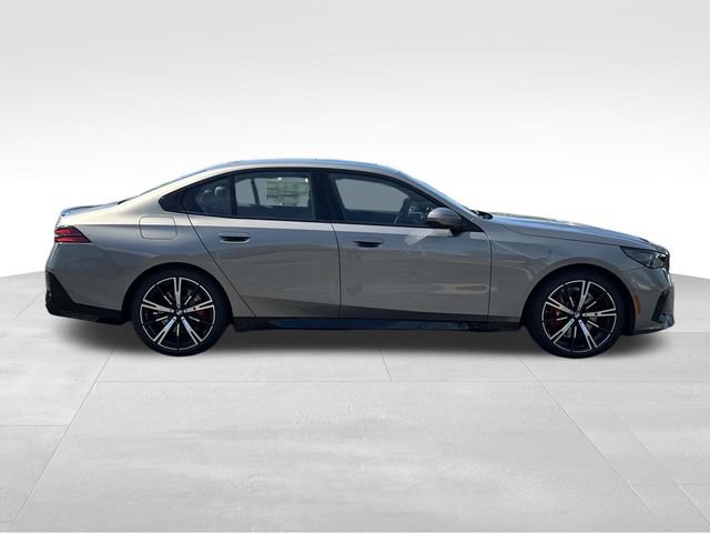 New 2027 BMW 530i xDrive w/ M Sport Package AWD/4WD image 2