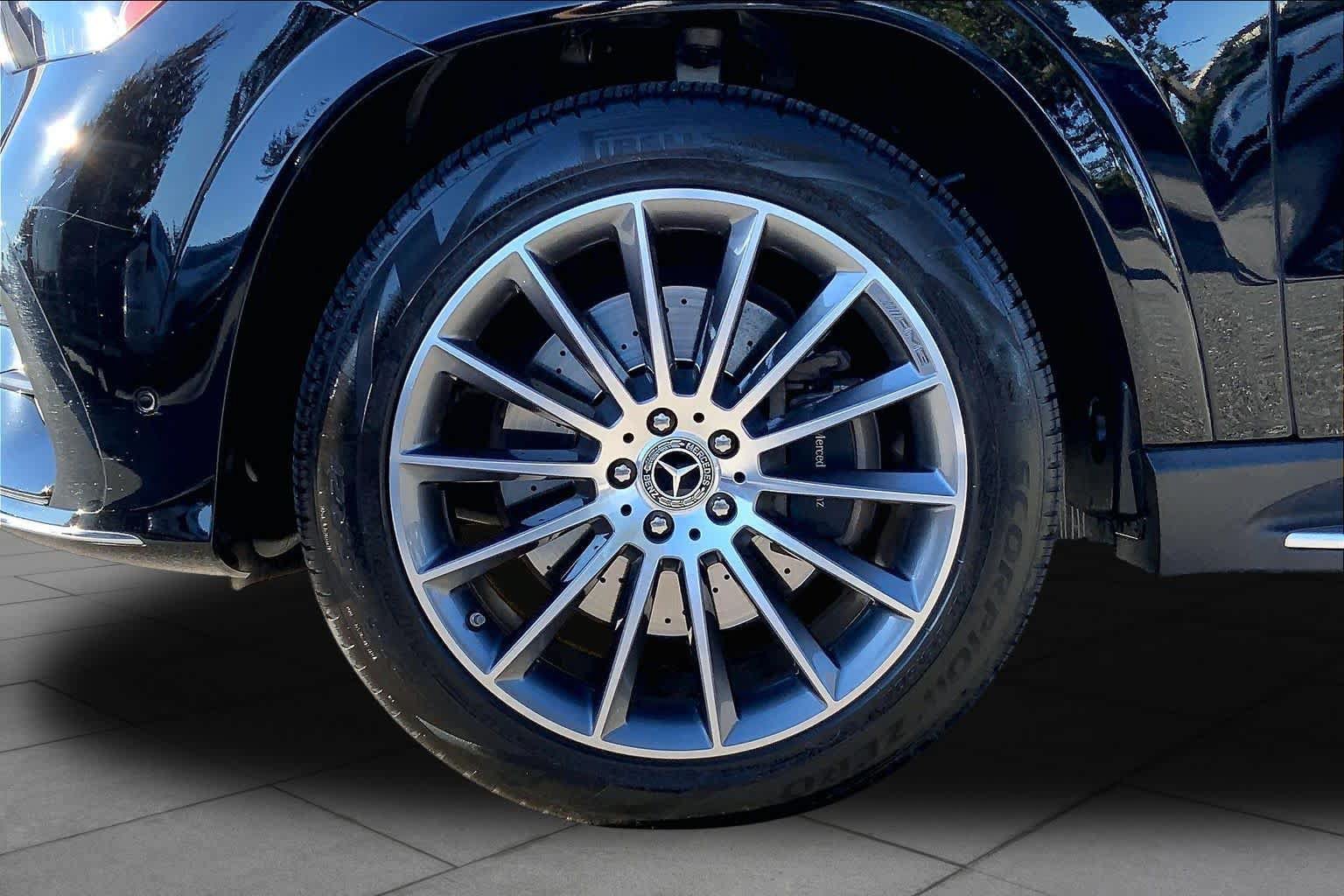 Certified 2025 Mercedes-Benz GLE 450 4MATIC image 11