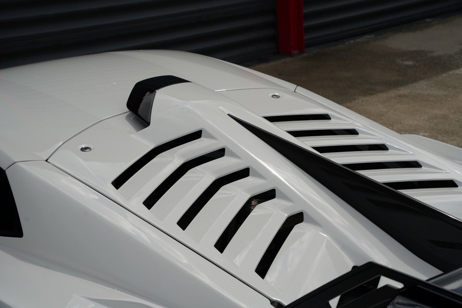 Used 2023 Lamborghini Huracan STO RWD image 27