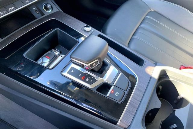 Used 2023 Audi Q5 2.0T Premium w/ Convenience Package AWD/4WD image 25