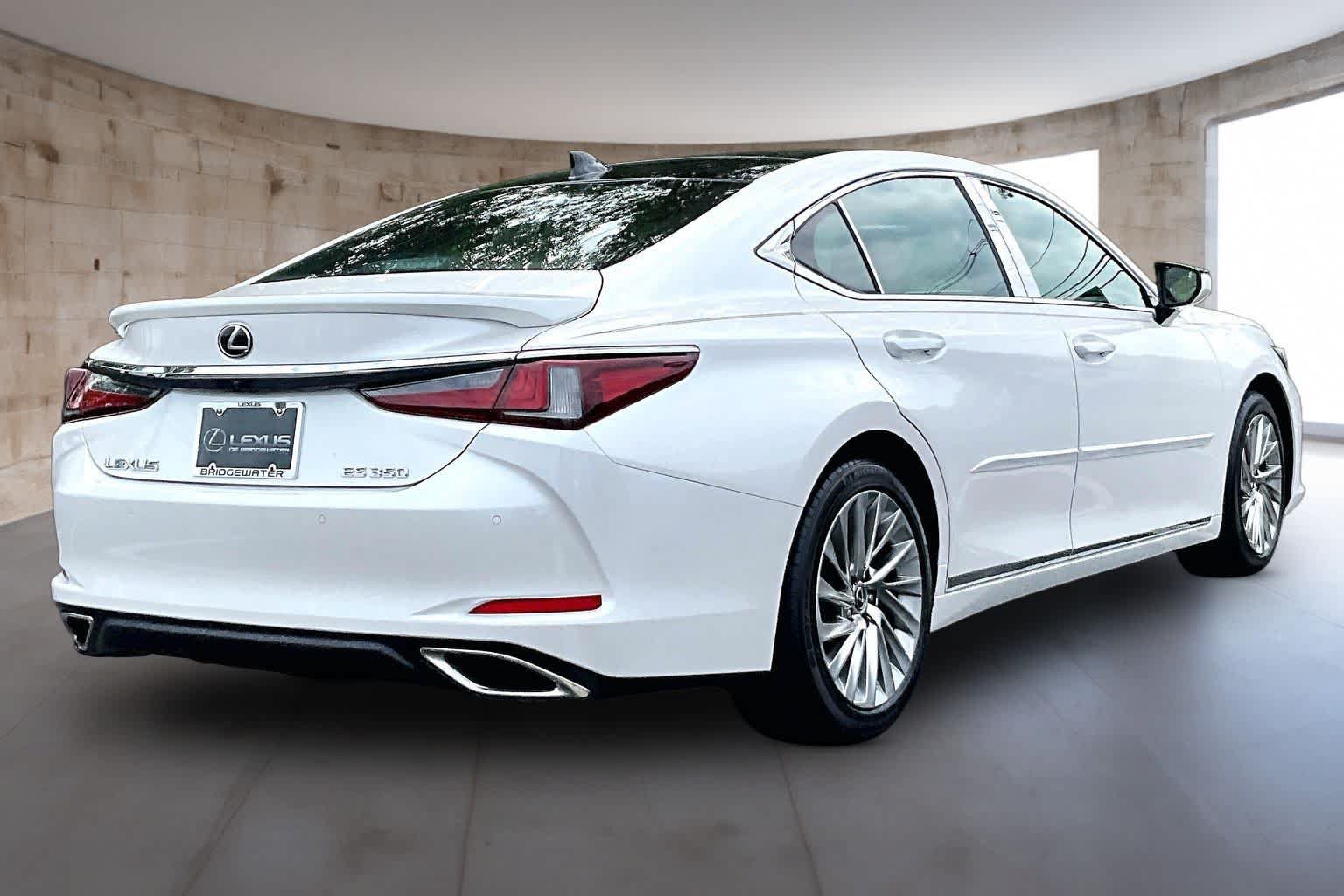 Used 2020 Lexus ES 350 w/ Luxury Package FWD image 5