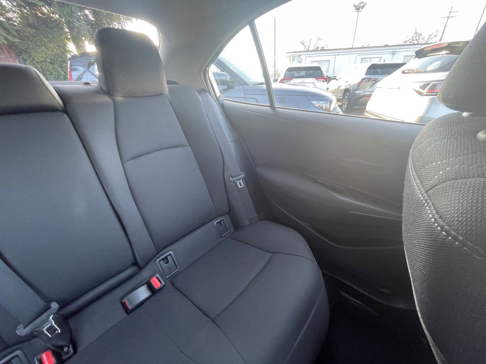 Used 2025 Toyota Corolla LE image 37