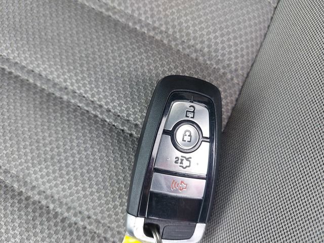 Used 2018 Ford Fusion S FWD image 32