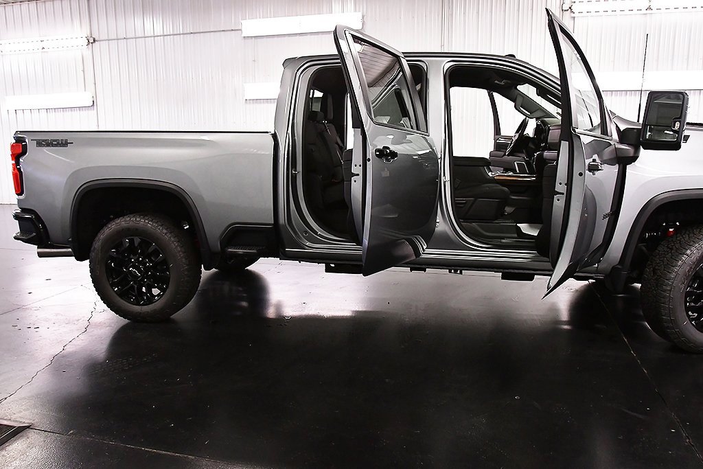 New 2026 Chevrolet Silverado 3500 LT w/ Trail Boss Package image 34