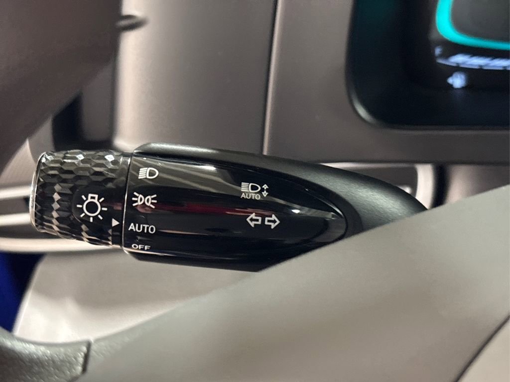 Certified 2024 Hyundai Elantra SE image 24