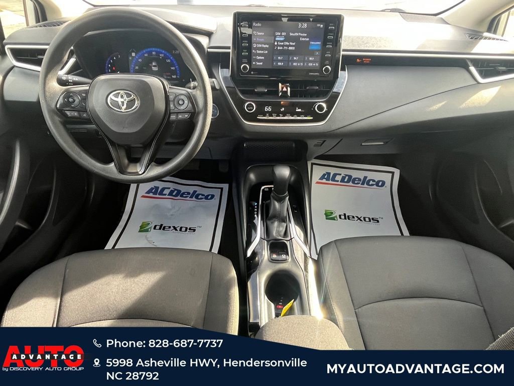 Used 2021 Toyota Corolla LE w/ Carpet Mat Package (TMS) FWD image 8
