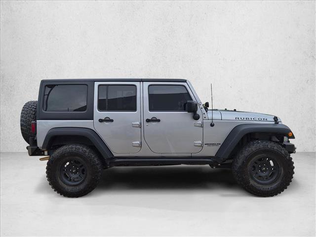 Used 2016 Jeep Wrangler Unlimited Rubicon w/ Connectivity Group AWD/4WD image 3