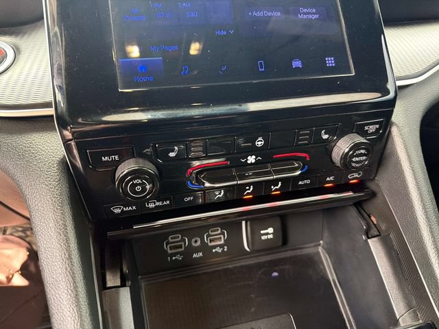 Used 2025 Jeep Grand Cherokee L Altitude AWD/4WD image 26