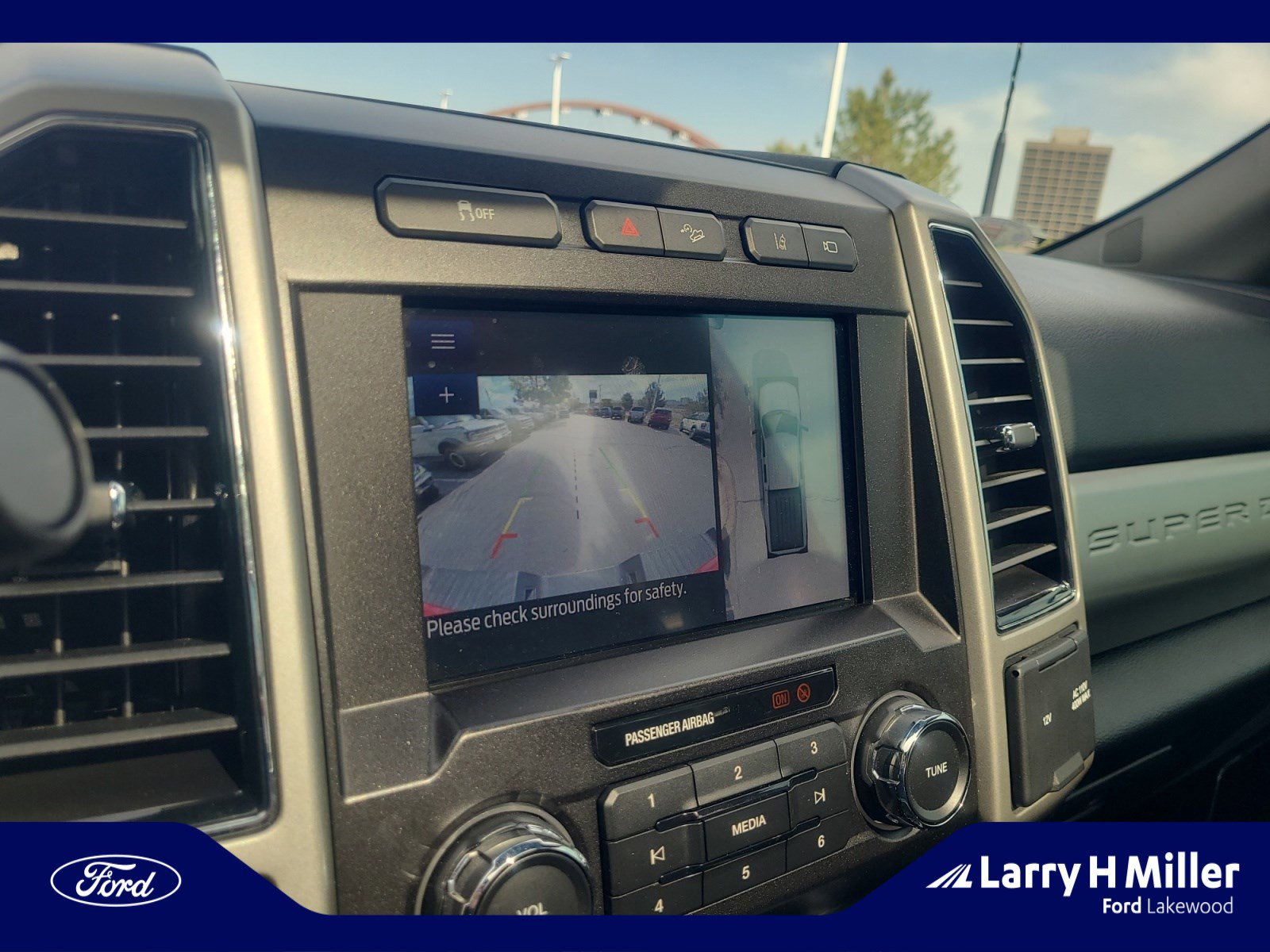 Used 2021 Ford F350 Lariat AWD/4WD image 29