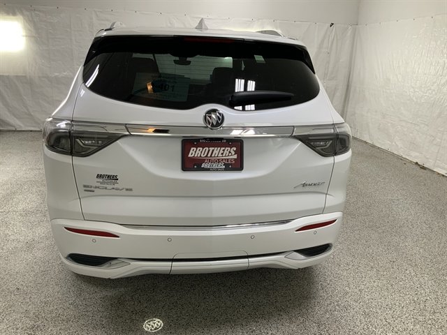 Used 2024 Buick Enclave Avenir w/ Avenir Technology Package image 5