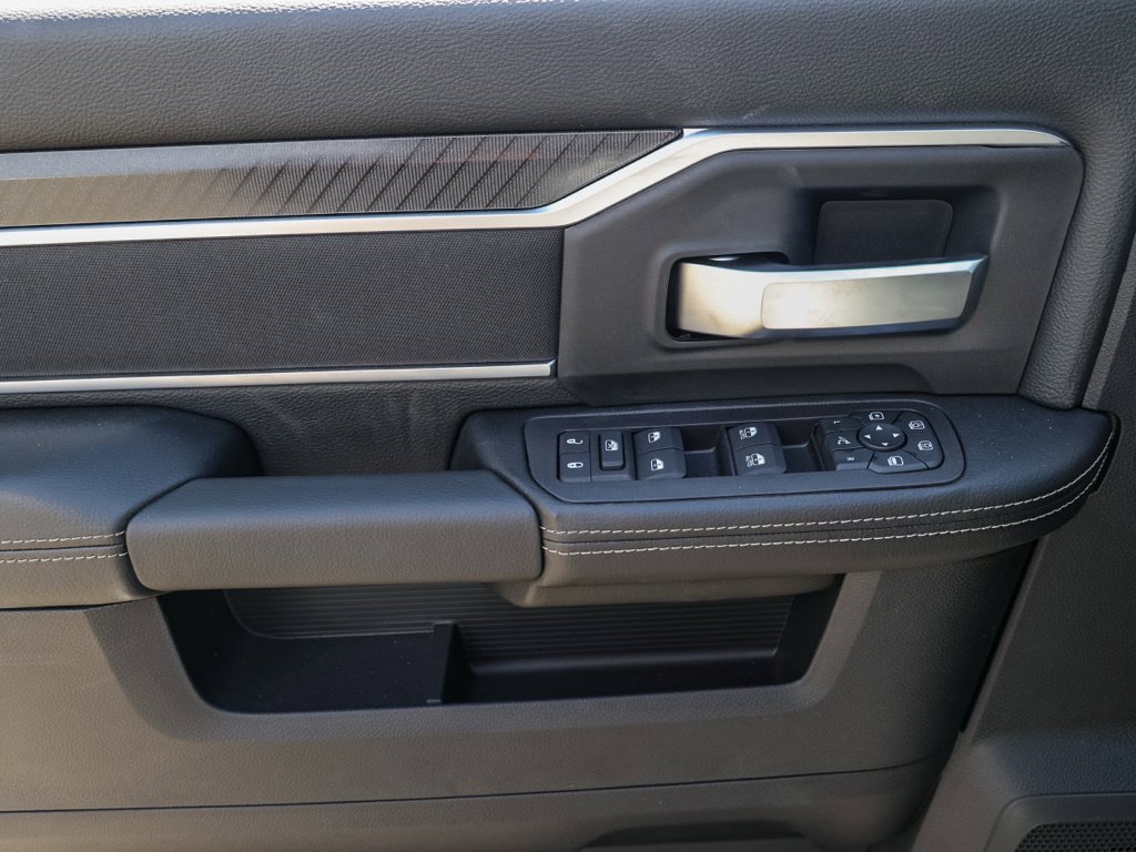 New 2026 RAM 3500 Big Horn AWD/4WD image 24