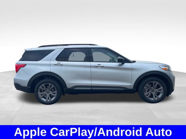 Used 2023 Ford Explorer XLT w/ Equipment Group 202A AWD/4WD image 6