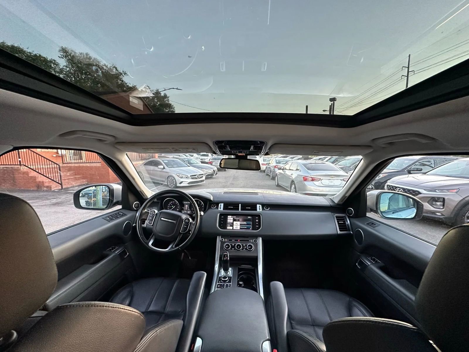 Used 2014 Land Rover Range Rover Sport SE image 14