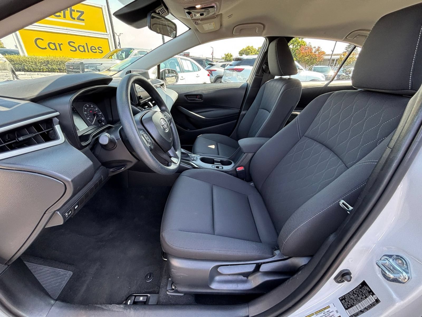 Used 2025 Toyota Corolla LE FWD image 25