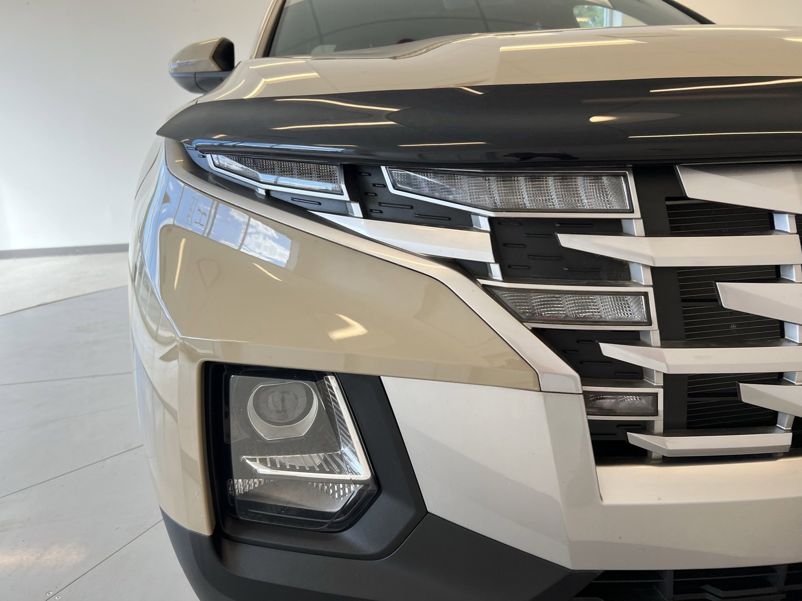 Used 2023 Hyundai Santa Cruz SEL w/ Activity Package image 48