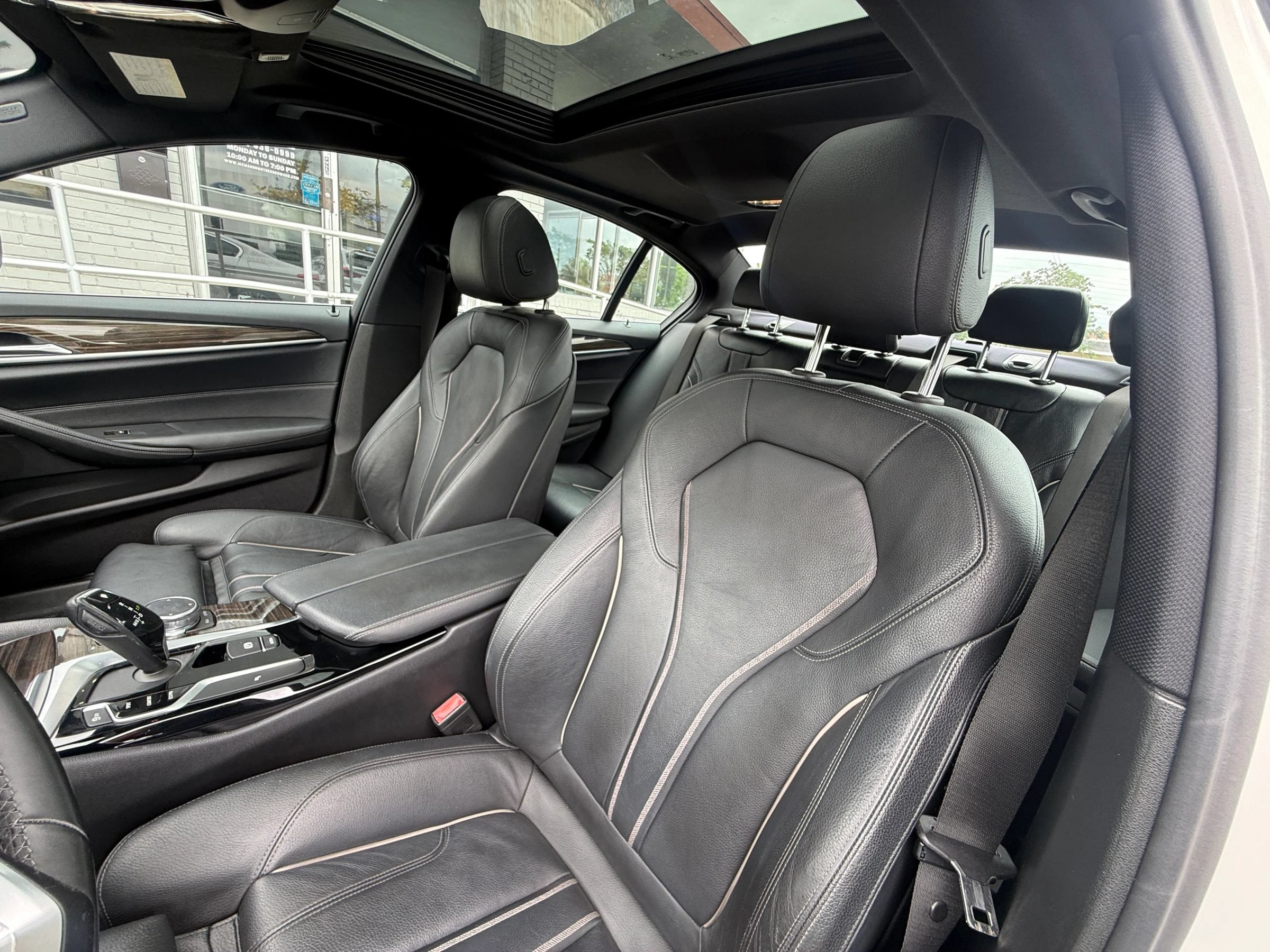 Used 2019 BMW 530i w/ Convenience Package RWD image 20