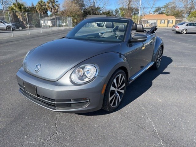 Used 2013 Volkswagen Beetle TDI image 6
