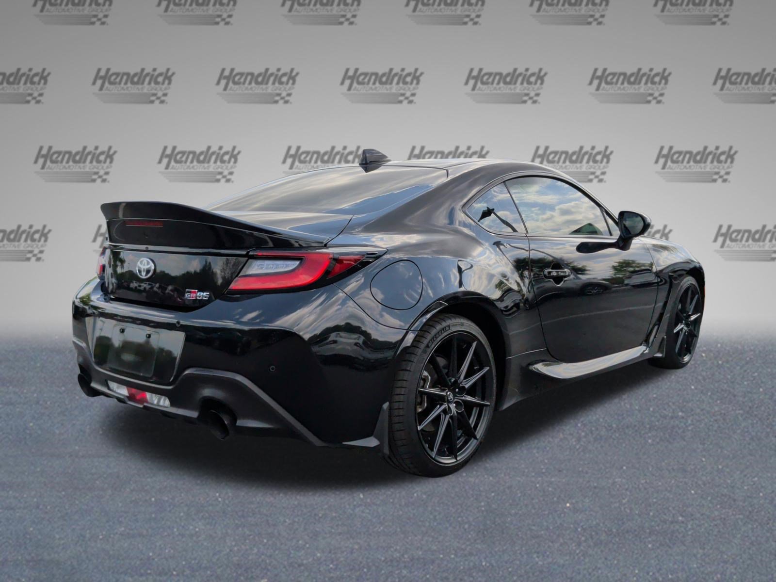 Used 2022 Toyota GR86 Premium image 7