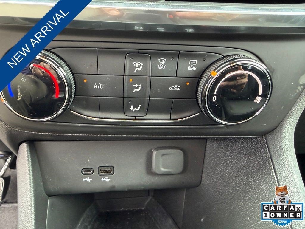Used 2024 Buick Encore GX Preferred FWD image 12