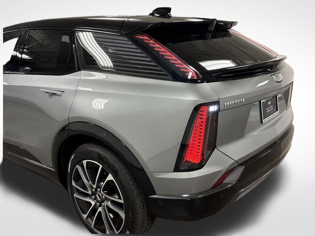 New 2026 Cadillac Optiq Sport 1 image 13