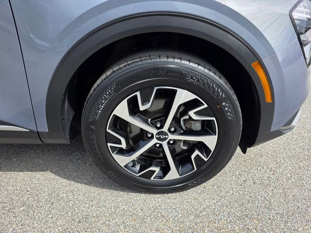 Certified 2023 Kia Sportage EX AWD/4WD image 12