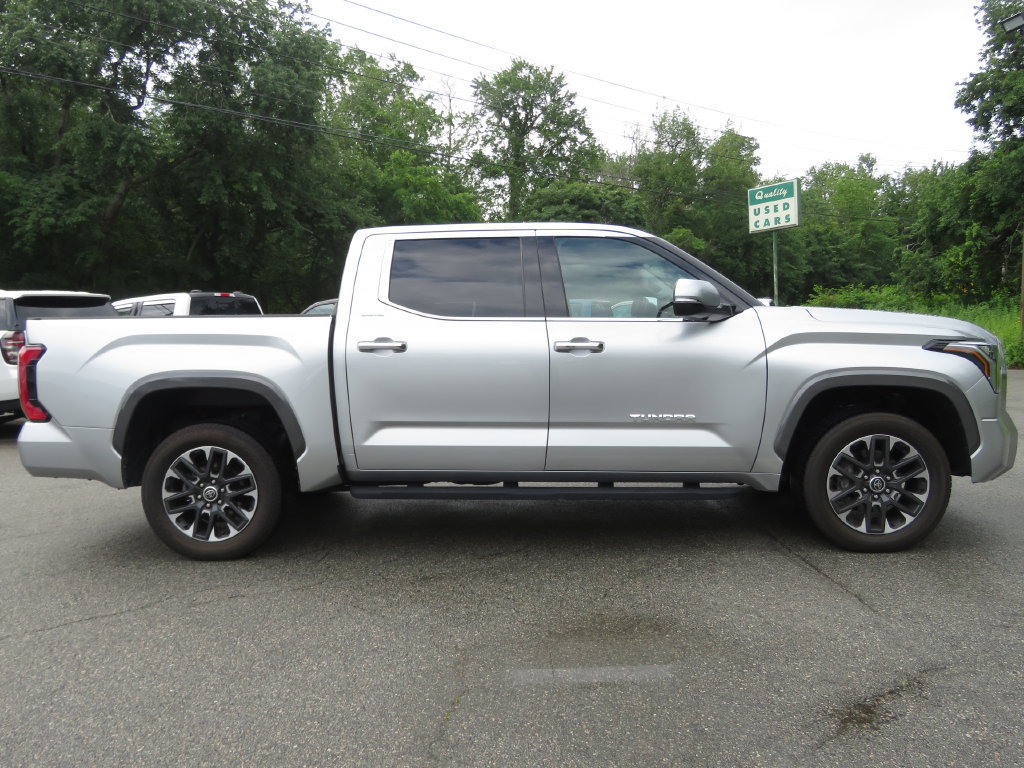 Used 2023 Toyota Tundra Limited AWD/4WD image 4