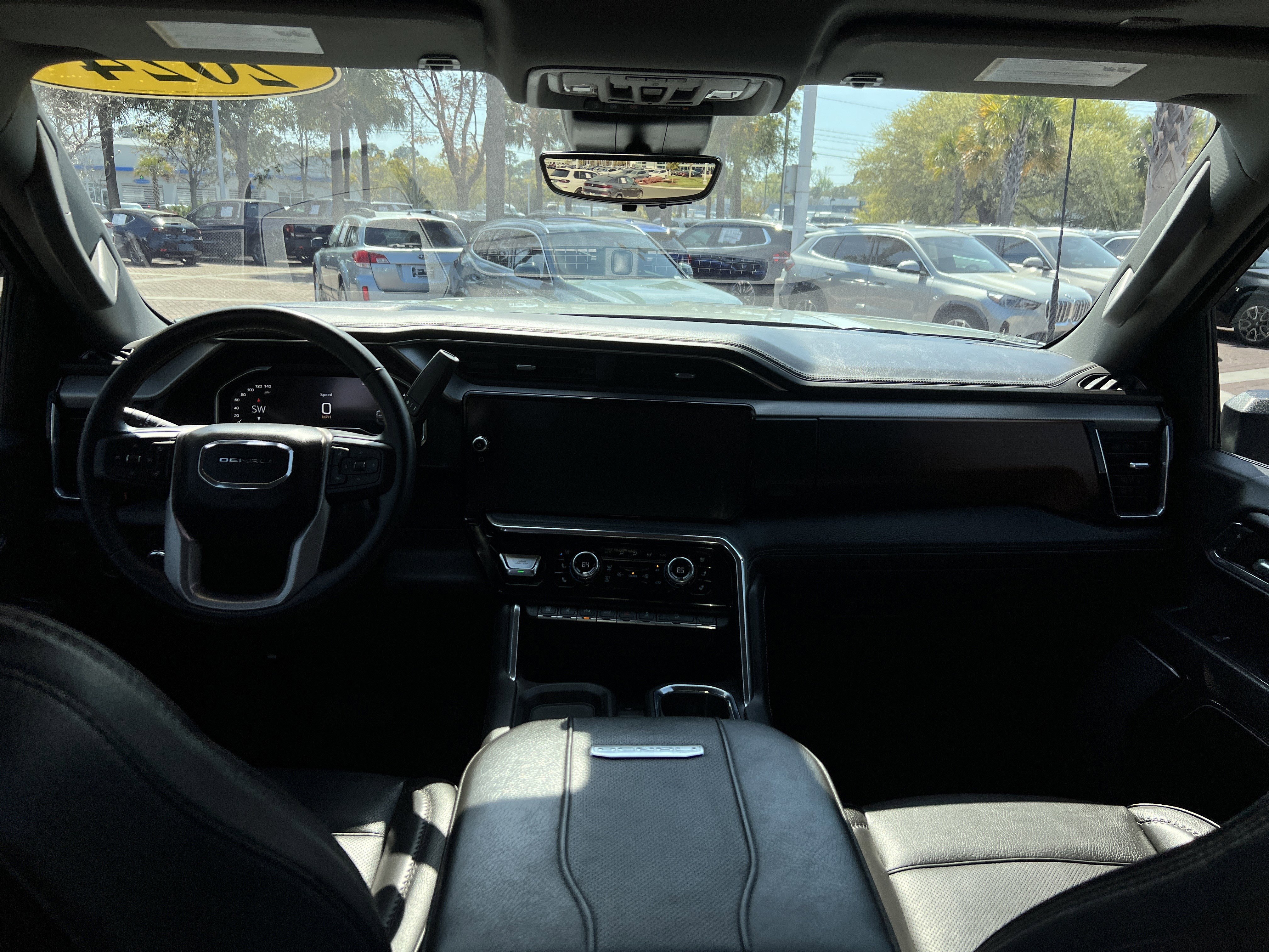 Used 2024 GMC Sierra 2500 Denali w/ Denali Reserve Package image 26