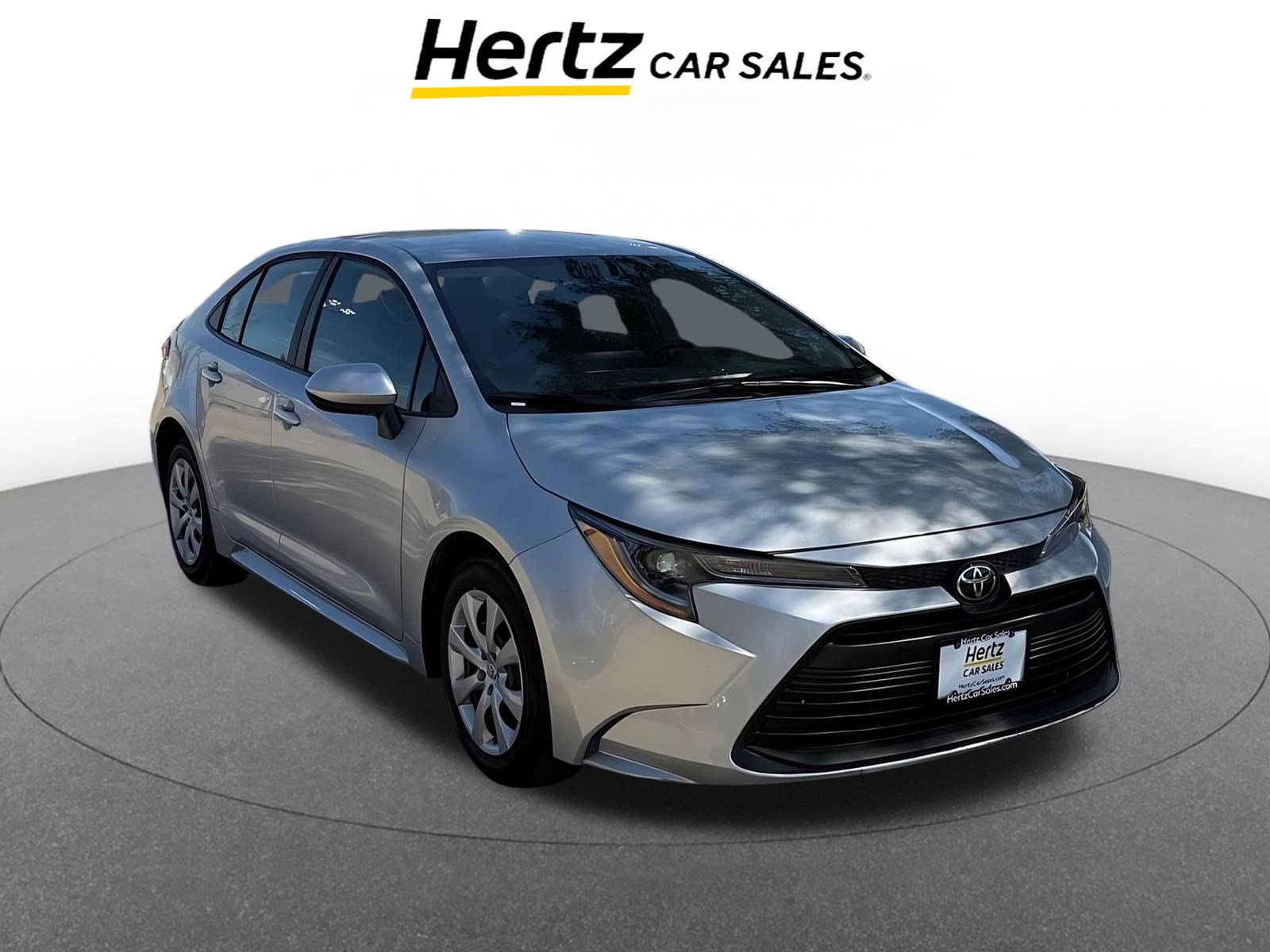 Used 2025 Toyota Corolla LE image 1