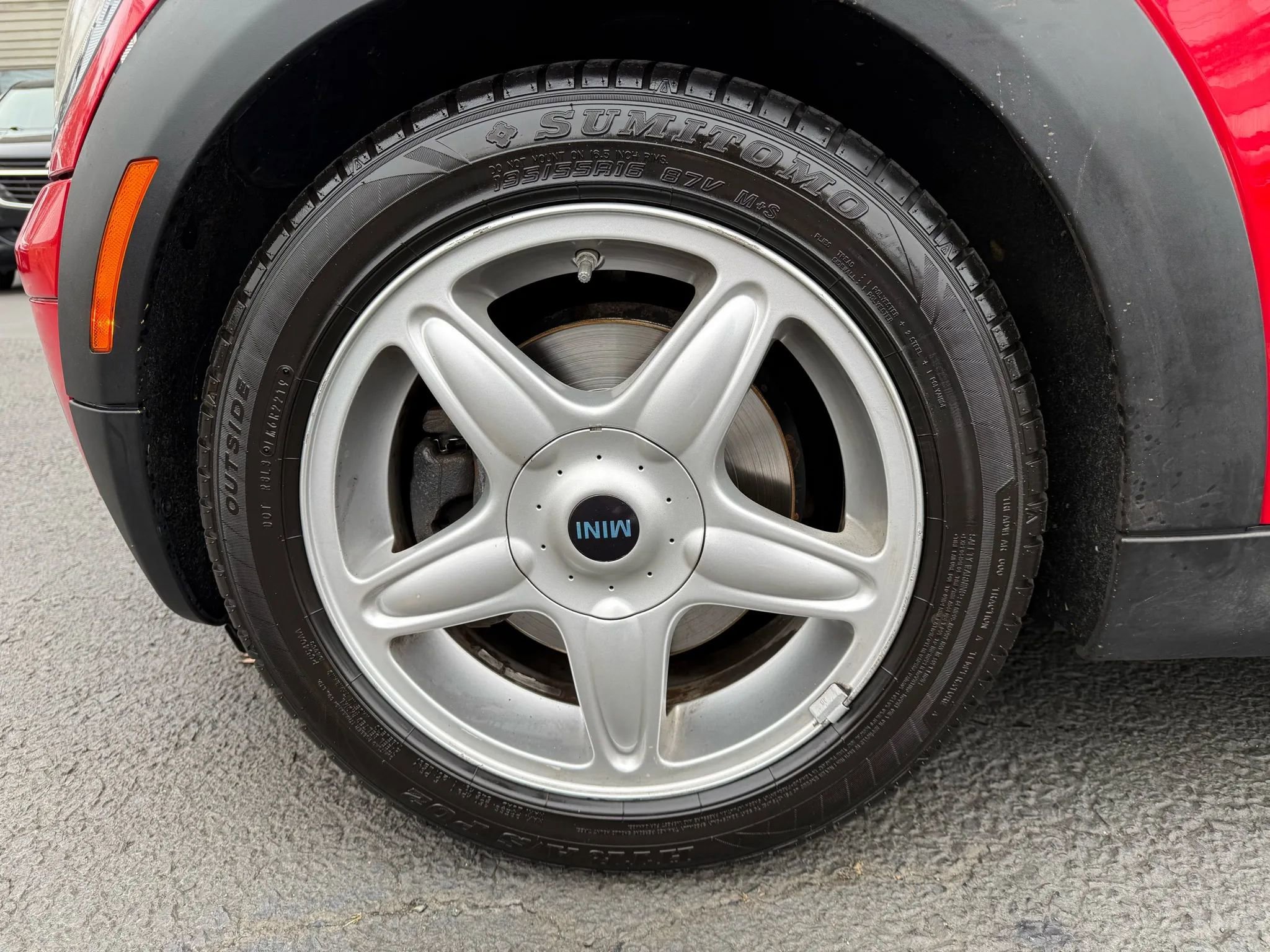 Used 2010 MINI Cooper Convertible image 12