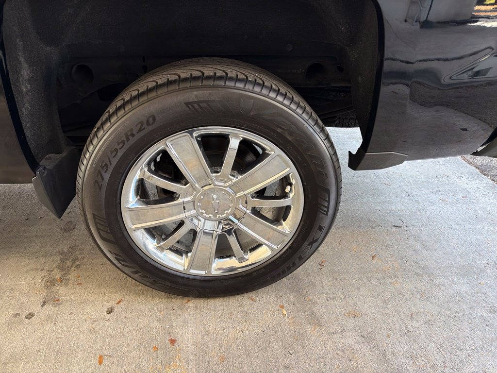 Used 2016 Chevrolet Silverado 1500 High Country w/ High Country Premium Package RWD image 16