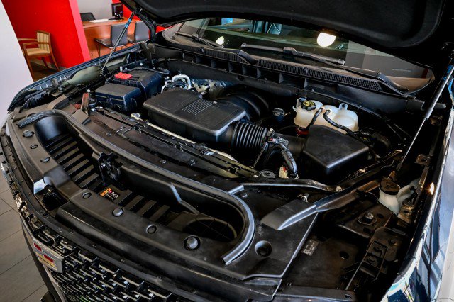 Used 2023 Cadillac Escalade ESV Premium Luxury image 55