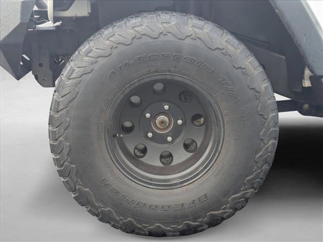 Used 2017 Jeep Wrangler Sport w/ Quick Order Package 23S image 9