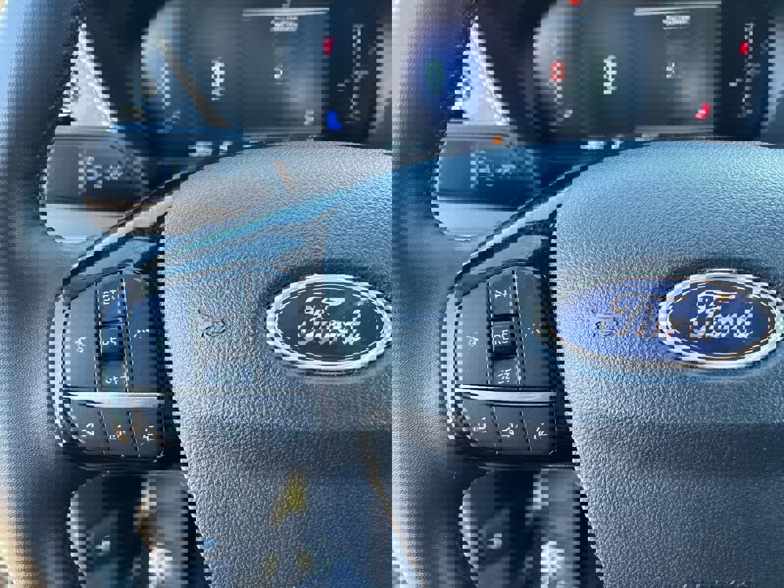 Used 2025 Ford Escape Active w/ Cold Weather Package image 30