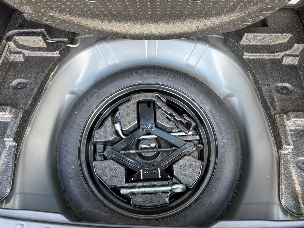 Certified 2022 Subaru Forester Limited image 32