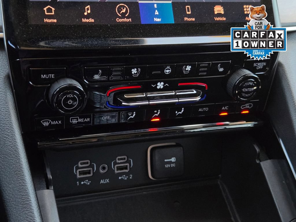 Used 2023 Jeep Grand Cherokee Limited w/ Luxury Tech Group II RWD image 16