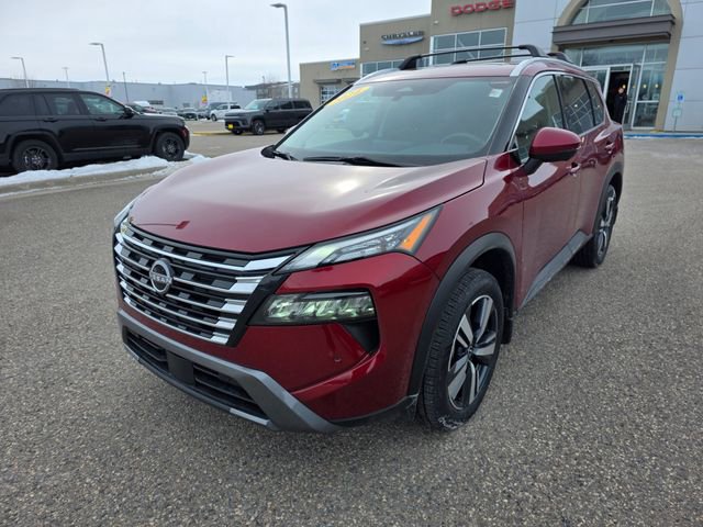 Used 2024 Nissan Rogue SL w/ SL Premium Package image 2