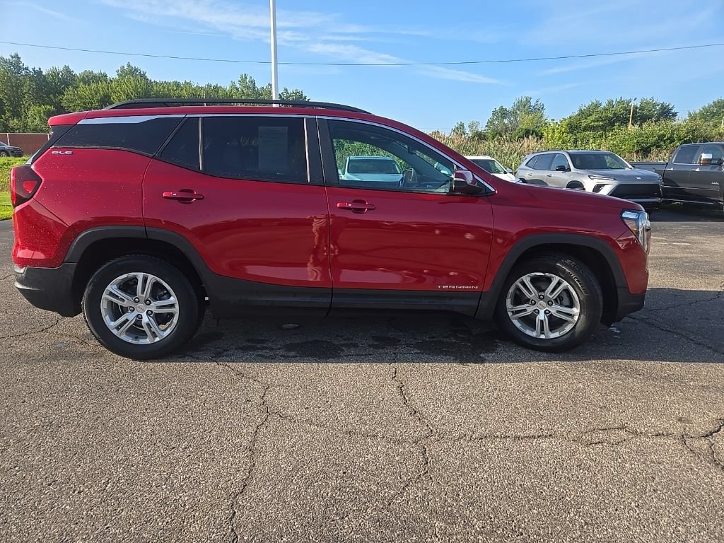 Certified 2023 GMC Terrain SLE w/ Driver Convenience Package FWD image 6