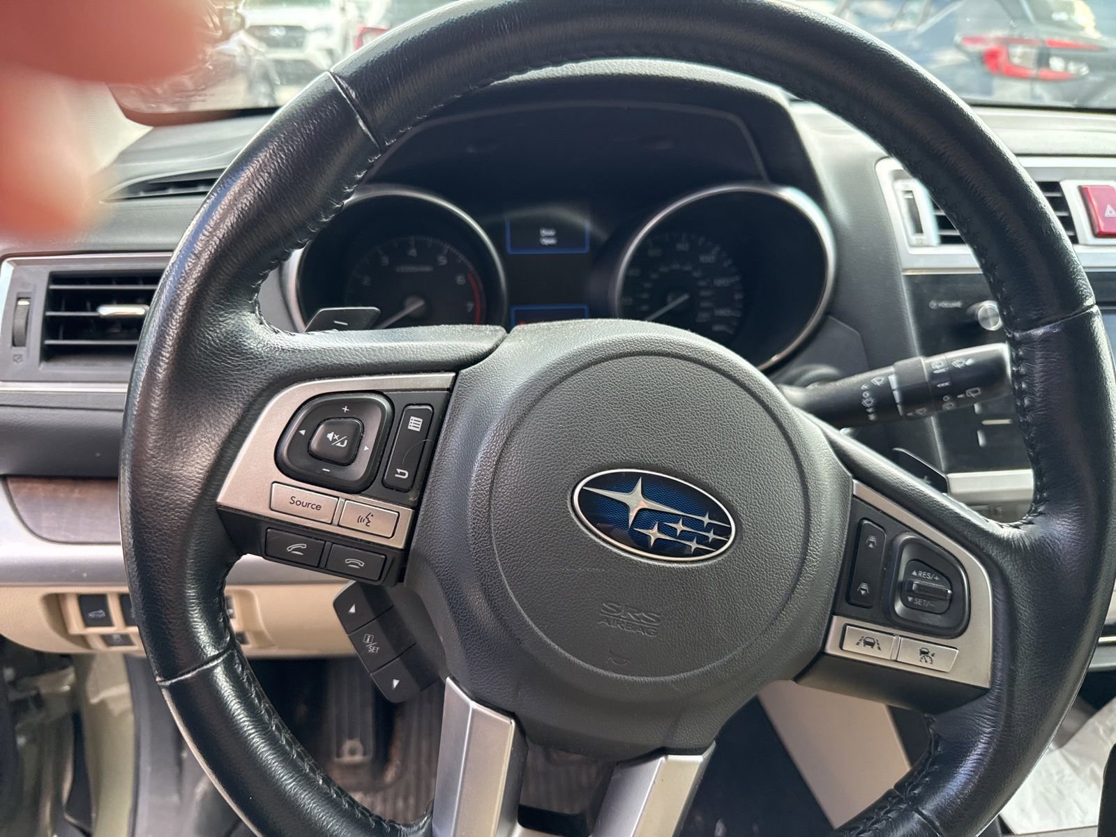 Used 2016 Subaru Outback 2.5i Limited AWD/4WD image 8