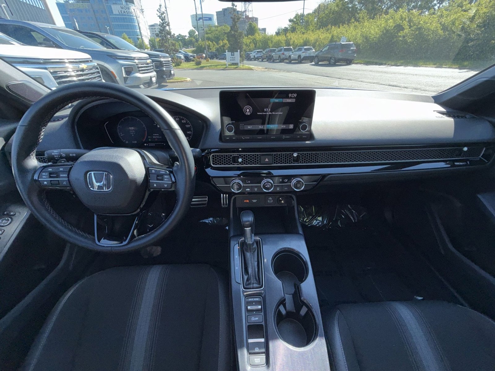 Used 2023 Honda Civic Sport image 22