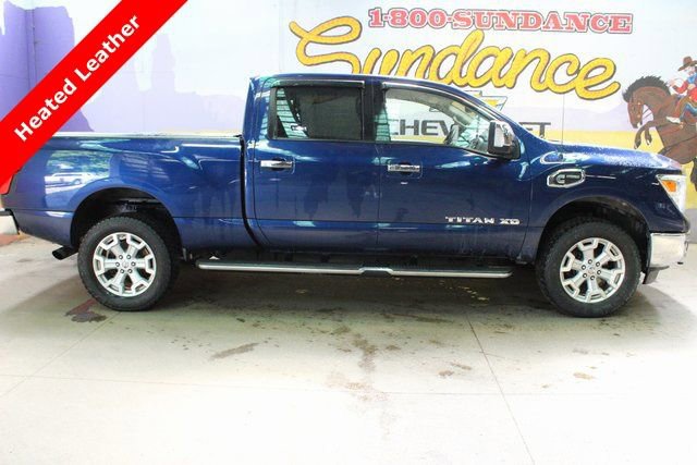 Used 2016 Nissan Titan SL image 1